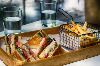 食堂承包四大優(yōu)勢(shì) 用美食俘獲你的心